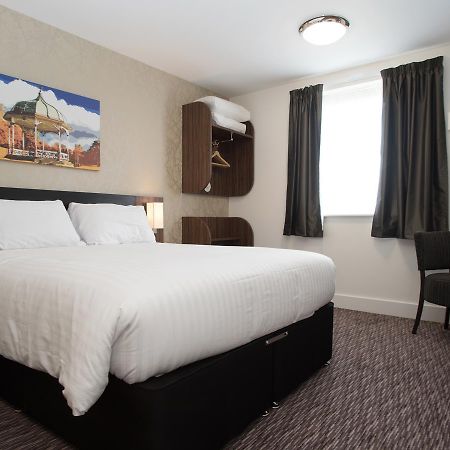Willows, Blackburn By Marston'S Inn Bagian luar foto